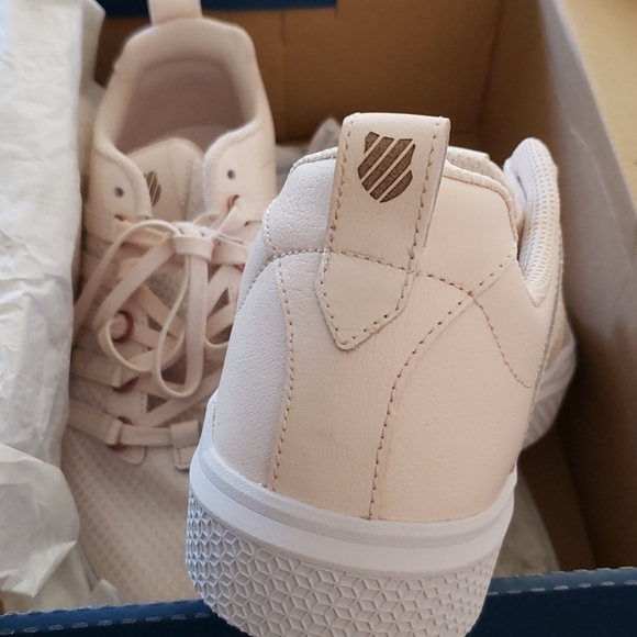 K-SWISS Varsity Sneakers size 7 - Picture 5 of 5